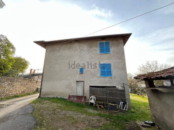 appartamento in vendita a Perugia in zona Fontignano