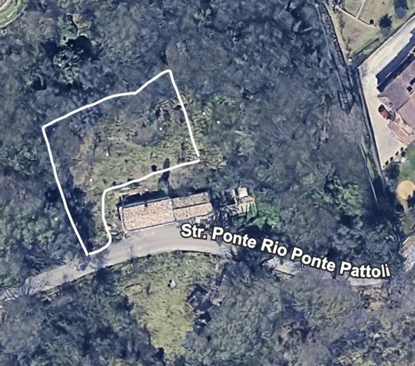 casa indipendente in vendita a Perugia in zona Cordigliano