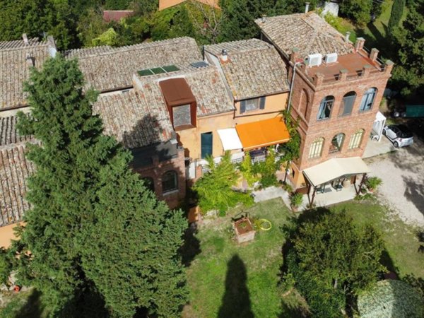 intera palazzina in vendita a Perugia in zona Prepo