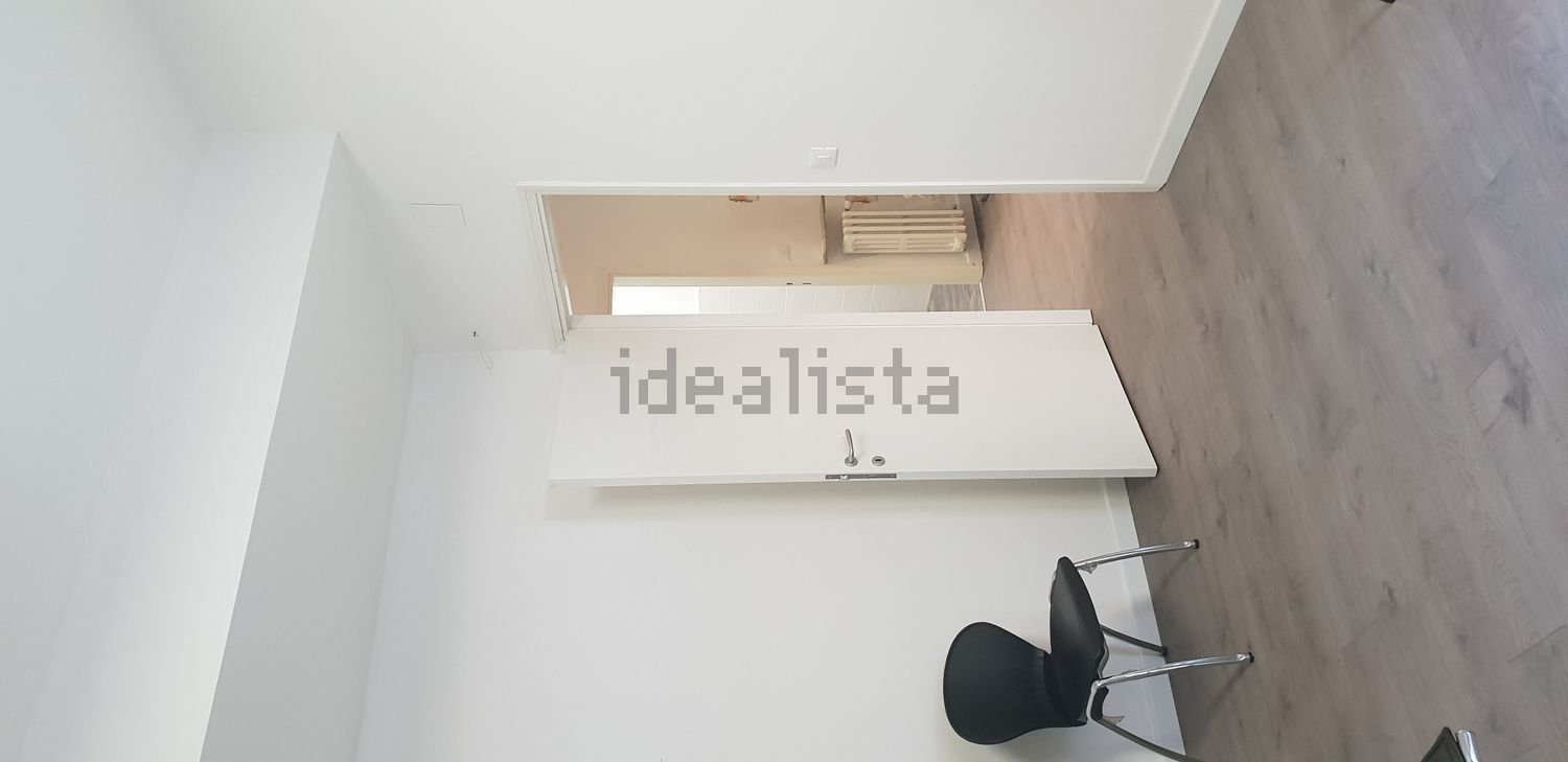 ufficio in vendita a Perugia in zona Filosofi