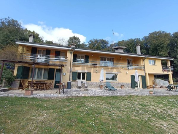 casa indipendente in vendita a Perugia in zona Santa Lucia