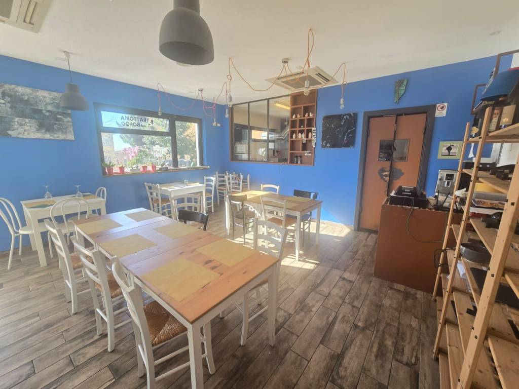 negozio in vendita a Perugia in zona Elce