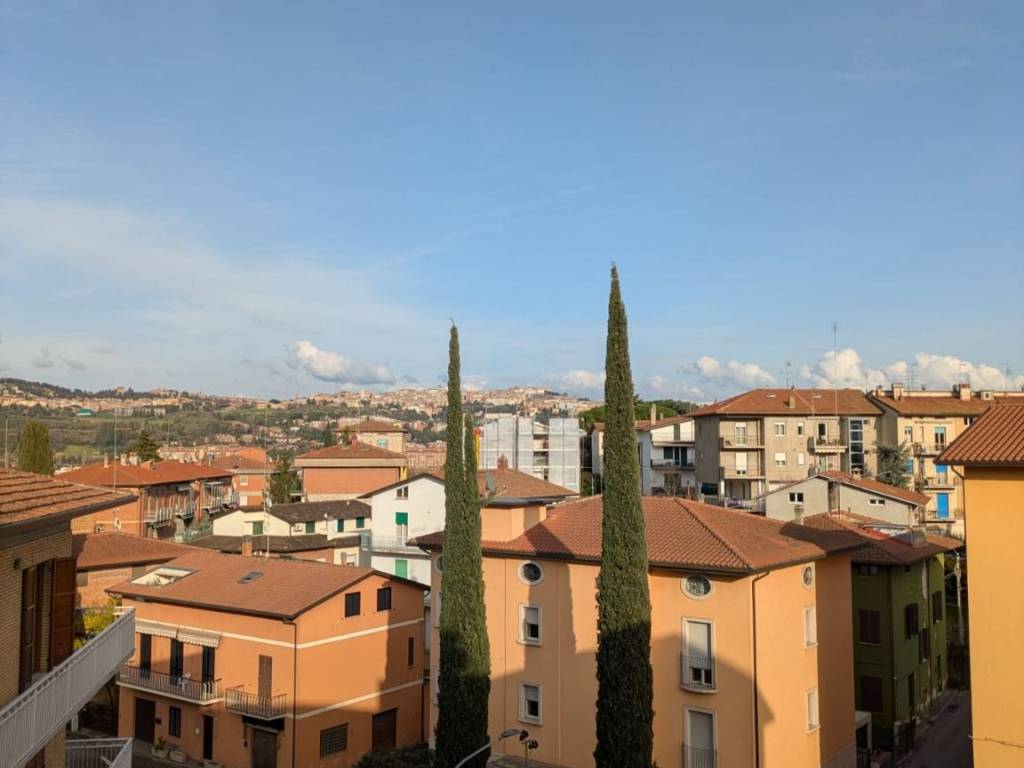 appartamento in vendita a Perugia in zona Santa Lucia