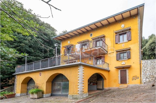 casa indipendente in vendita a Perugia in zona L'Olmo