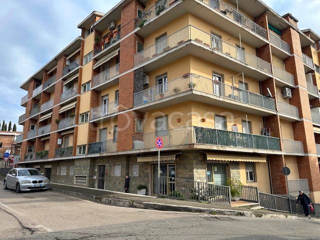 appartamento in vendita a Perugia in zona Santa Lucia