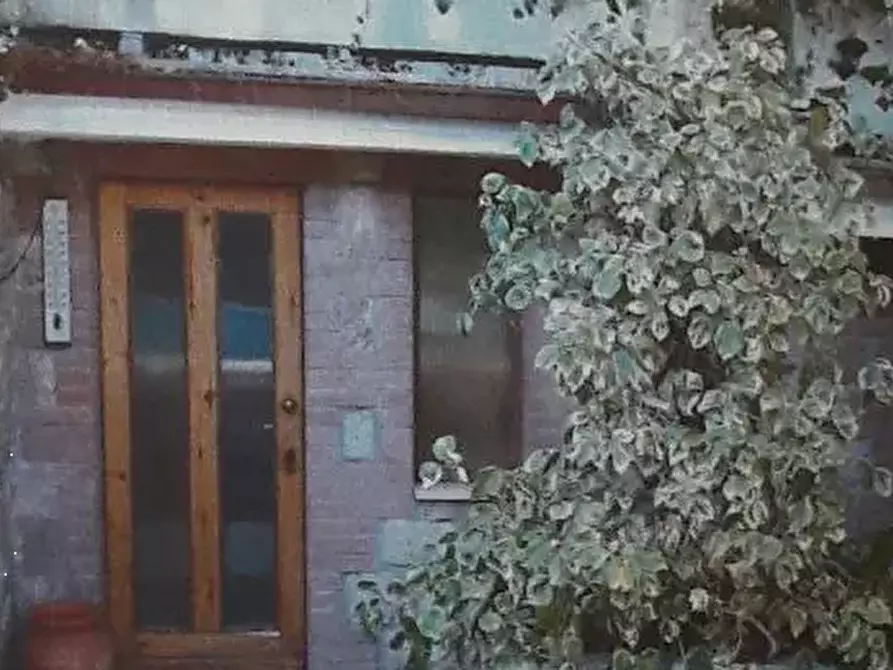 casa indipendente in vendita a Perugia