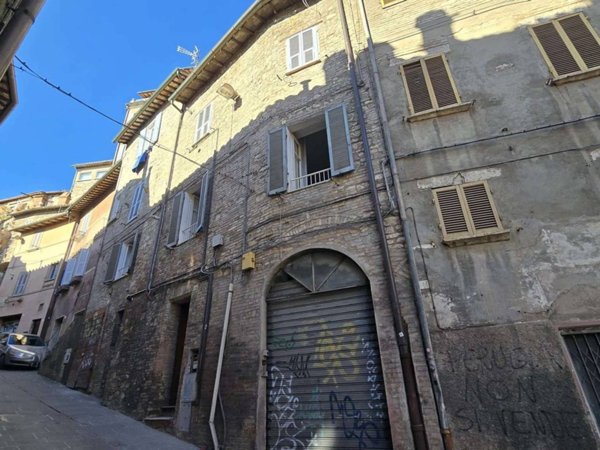 appartamento in vendita a Perugia in zona Centro Città