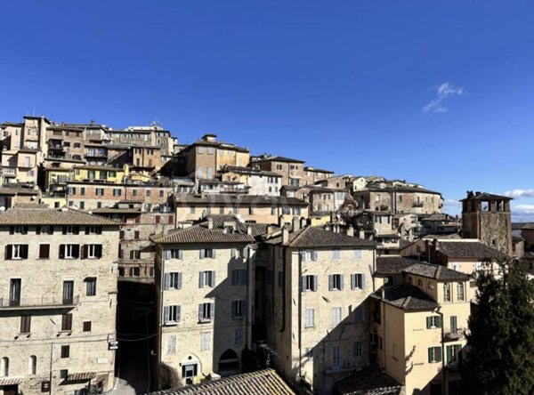 appartamento in vendita a Perugia in zona Centro Città