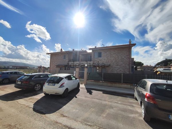 casa indipendente in vendita a Perugia in zona San Martino In Campo