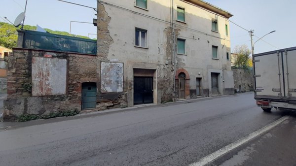 negozio in vendita a Perugia in zona Ponte Felcino