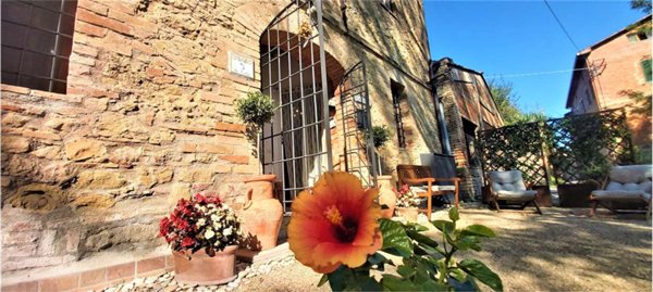 appartamento in vendita a Perugia in zona Centro Città