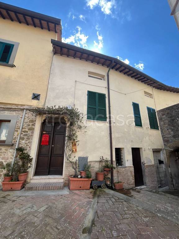 casa indipendente in vendita a Perugia in zona Villa Pitignano