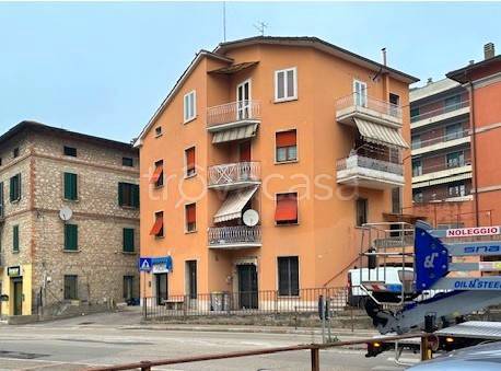 negozio in vendita a Perugia in zona Santa Lucia