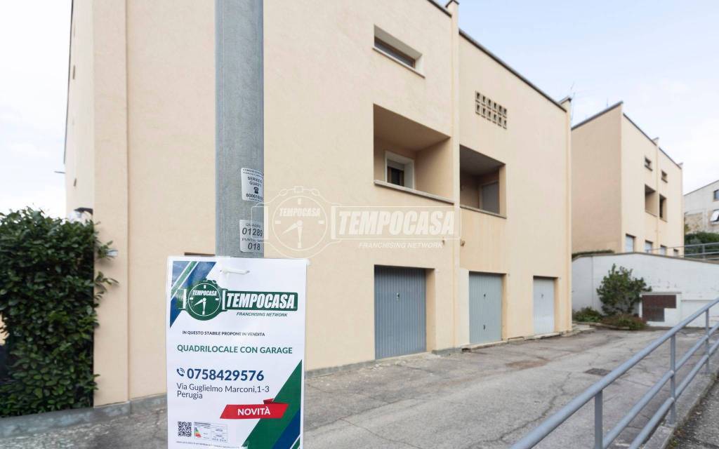 casa indipendente in vendita a Perugia in zona Santa Lucia
