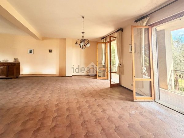 casa indipendente in vendita a Perugia in zona San Marco