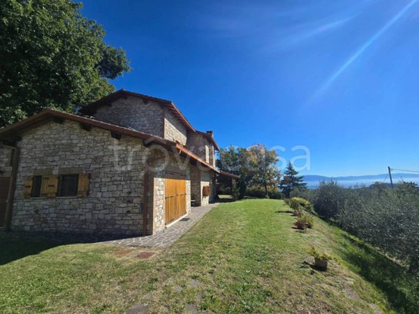casa indipendente in vendita a Perugia in zona Ponte Pattoli