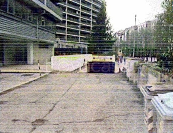 ufficio in vendita a Perugia in zona Madonna Alta