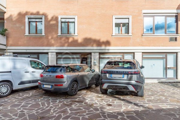 ufficio in vendita a Perugia in zona Madonna Alta