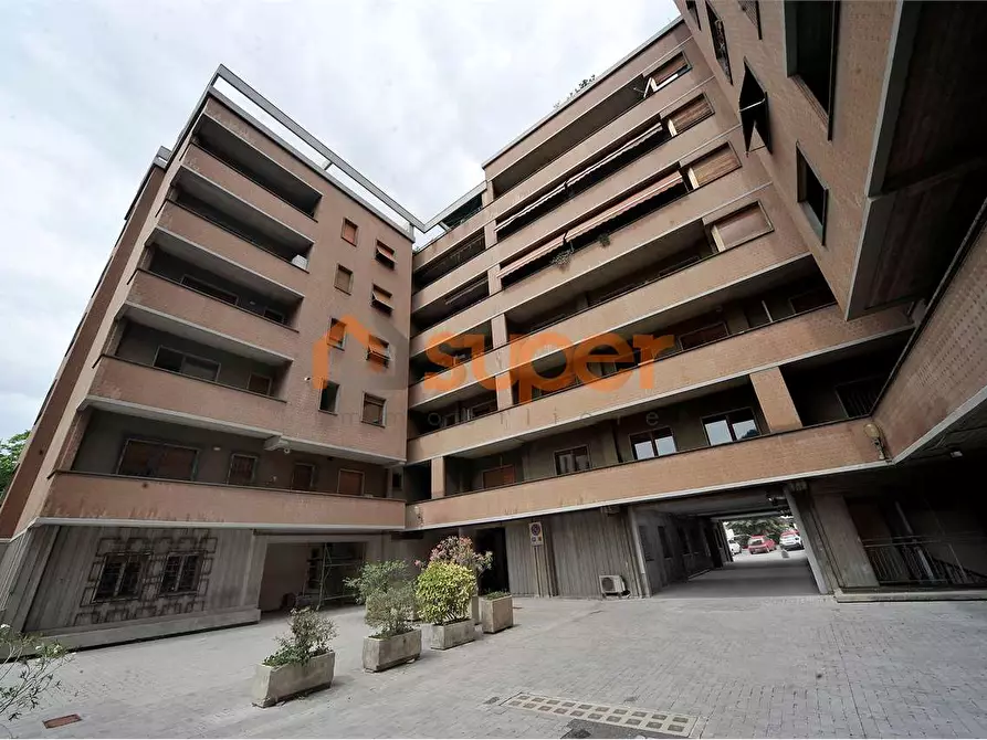 ufficio in vendita a Perugia in zona XX Settembre