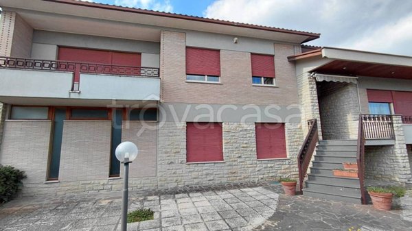 casa indipendente in vendita a Perugia in zona Villa Pitignano