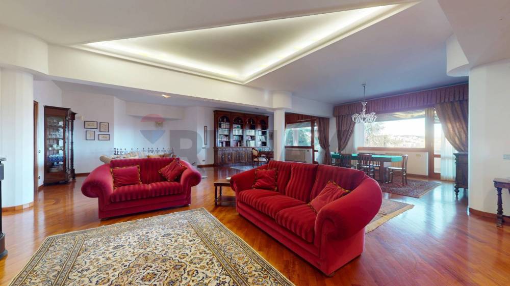 casa indipendente in vendita a Perugia in zona Centro Città