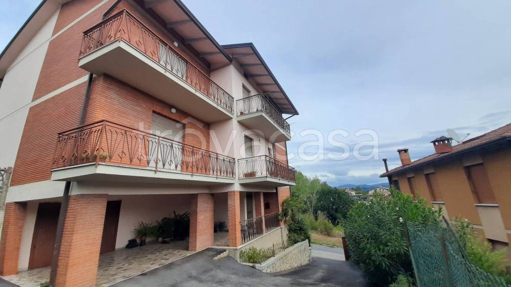 casa indipendente in vendita a Perugia in zona Ponte Felcino