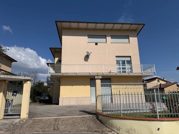 casa indipendente in vendita a Perugia in zona Ponte Felcino