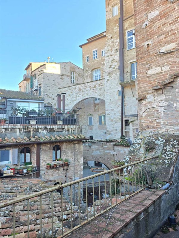 appartamento in vendita a Perugia in zona Centro Città