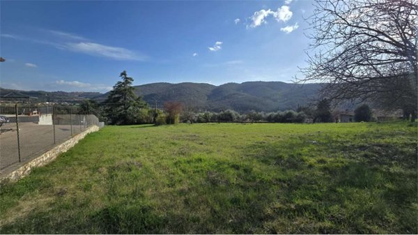 casa indipendente in vendita a Perugia in zona Canneto