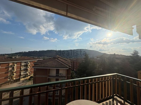 appartamento in vendita a Perugia in zona Ferro di Cavallo