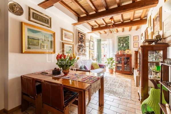 casa indipendente in vendita a Perugia in zona Centro Città