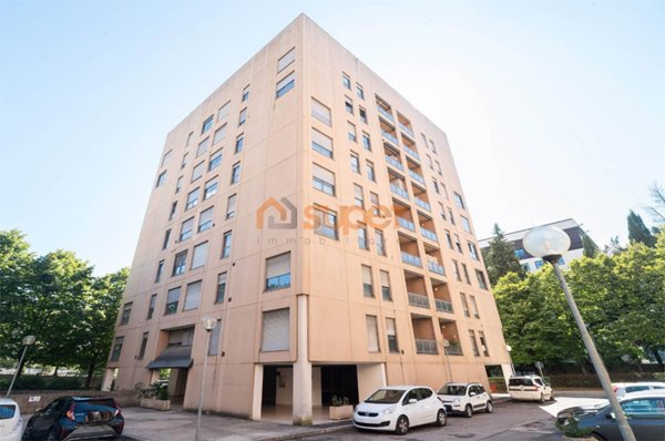 appartamento in vendita a Perugia in zona Centro Città