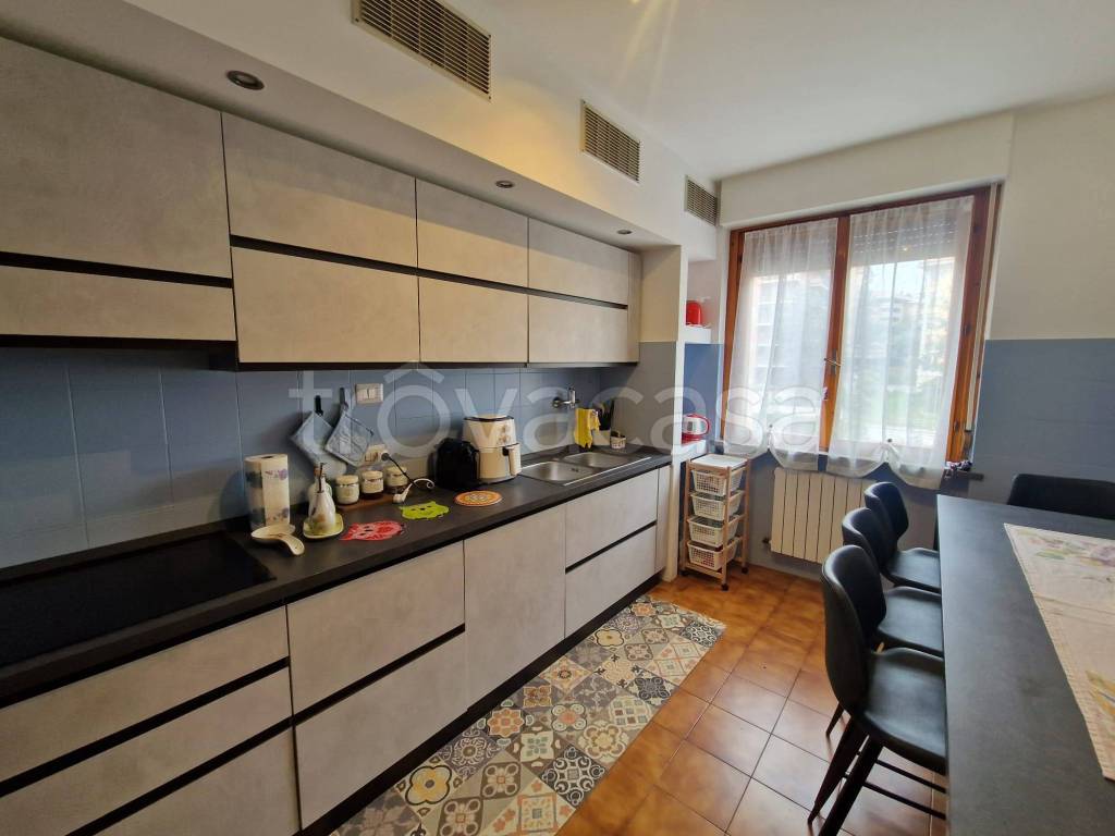 appartamento in vendita a Perugia in zona Ferro di Cavallo