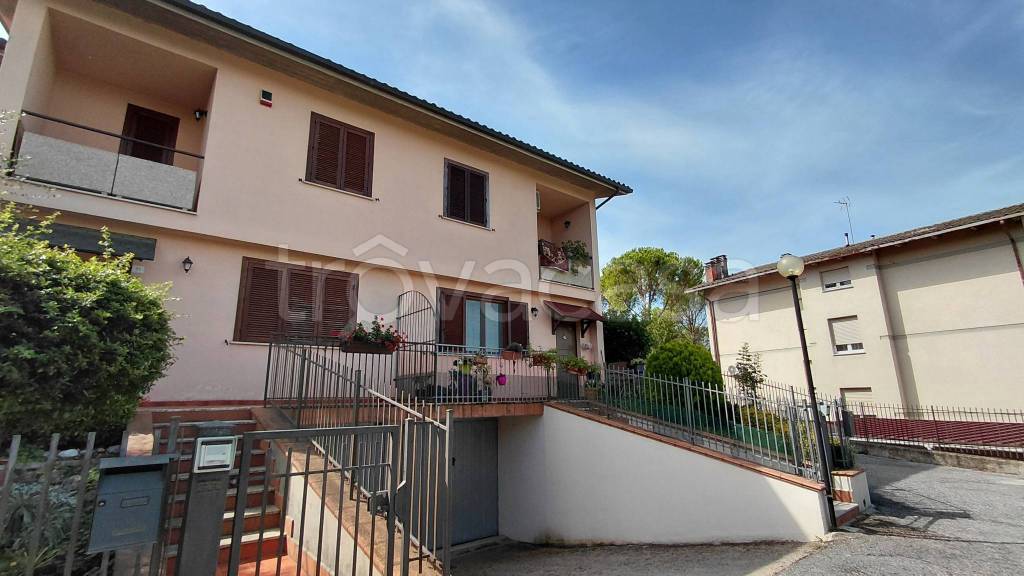 casa indipendente in vendita a Perugia in zona Bosco