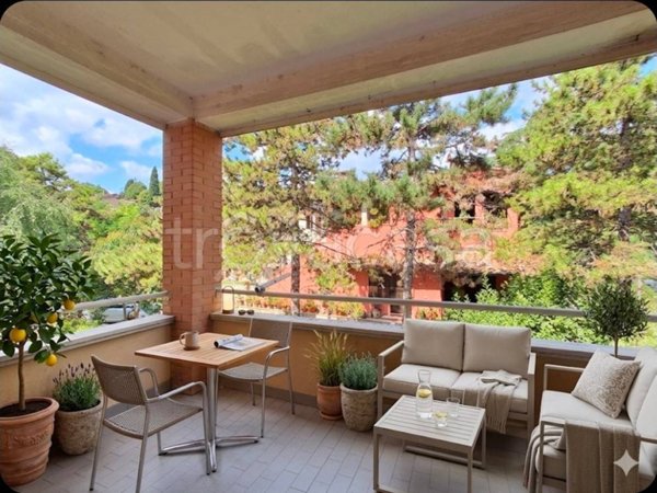 casa indipendente in vendita a Perugia in zona Villa Pitignano