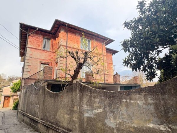 appartamento in vendita a Perugia in zona Pianello