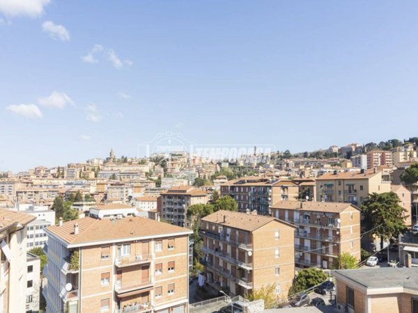 appartamento in vendita a Perugia in zona Centro Città