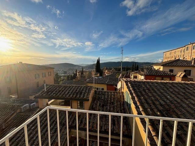 appartamento in vendita a Perugia in zona Centro Città