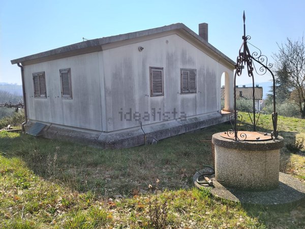 casa indipendente in vendita a Perugia in zona Farneto