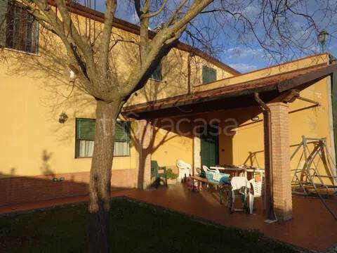 casa indipendente in vendita a Perugia in zona Canneto