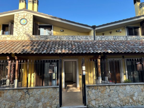 casa indipendente in vendita a Perugia in zona Bosco