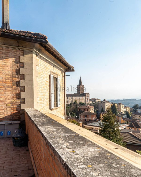 casa indipendente in vendita a Perugia in zona XX Settembre