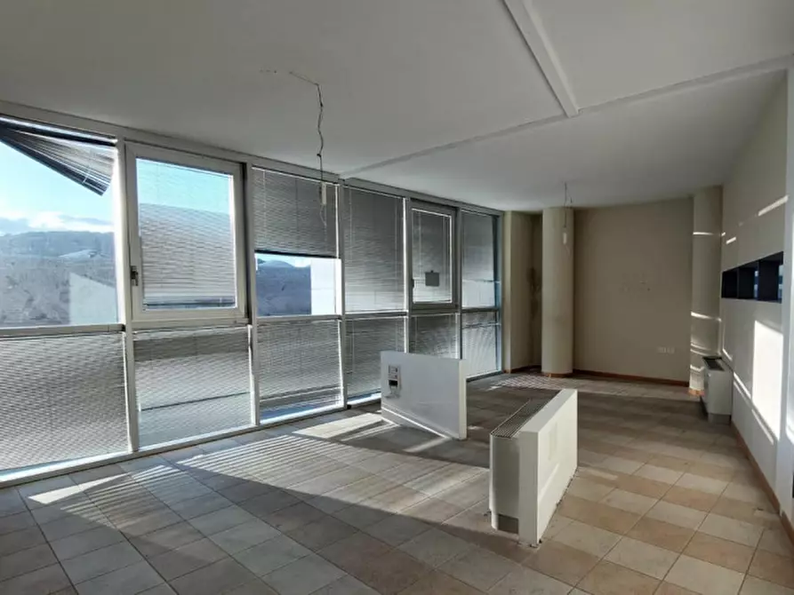 ufficio in vendita a Perugia in zona Centro Città