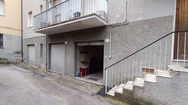 locale di sgombero in vendita a Perugia in zona Centro Città