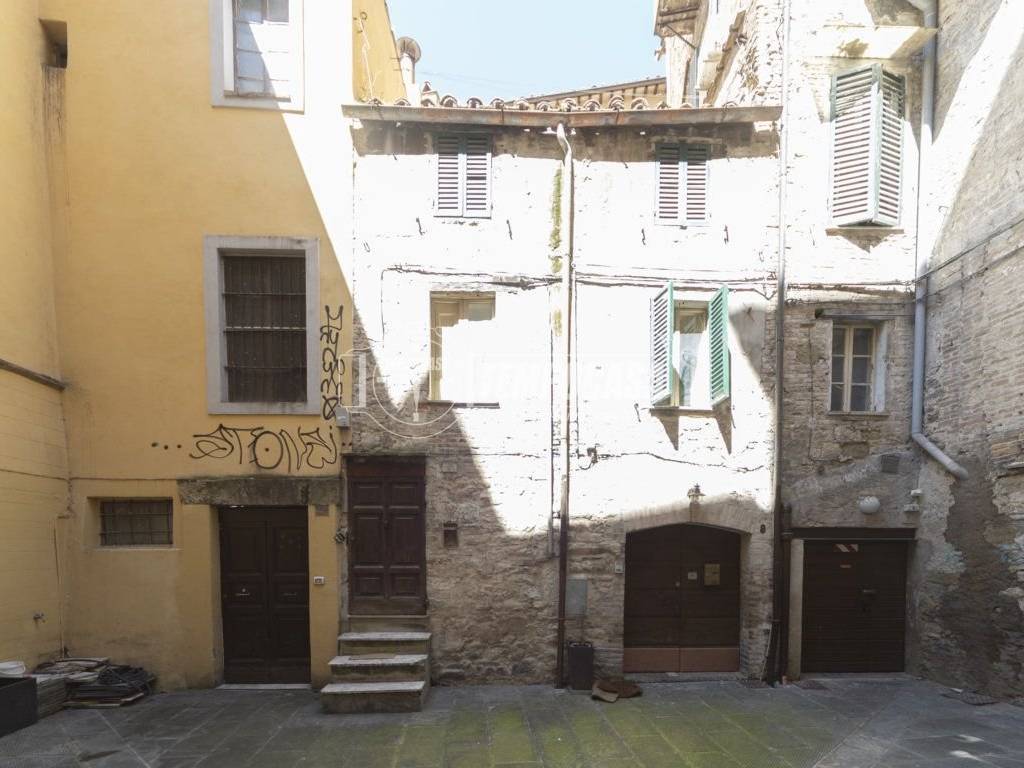appartamento in vendita a Perugia in zona Elce