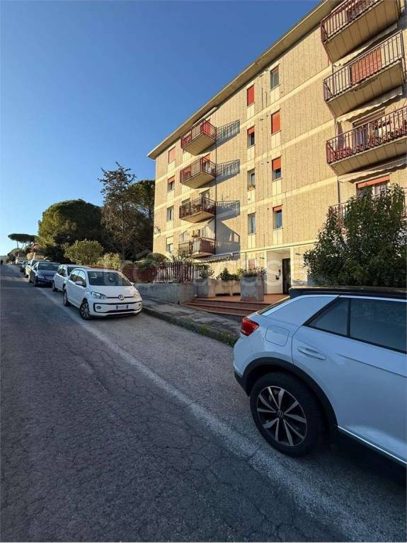 appartamento in vendita a Perugia in zona Ferro di Cavallo