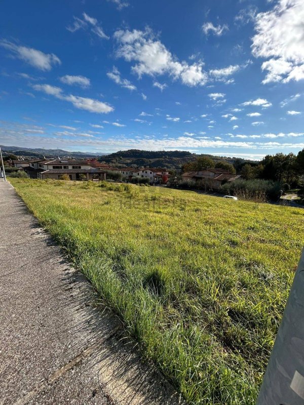casa indipendente in vendita a Perugia in zona Ponte Felcino