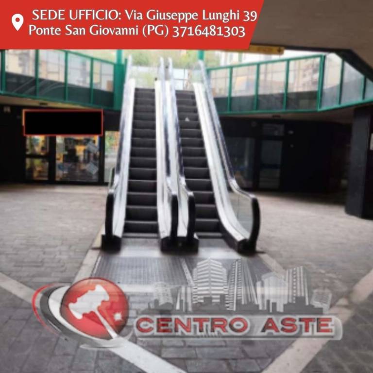 negozio in vendita a Perugia in zona Madonna Alta