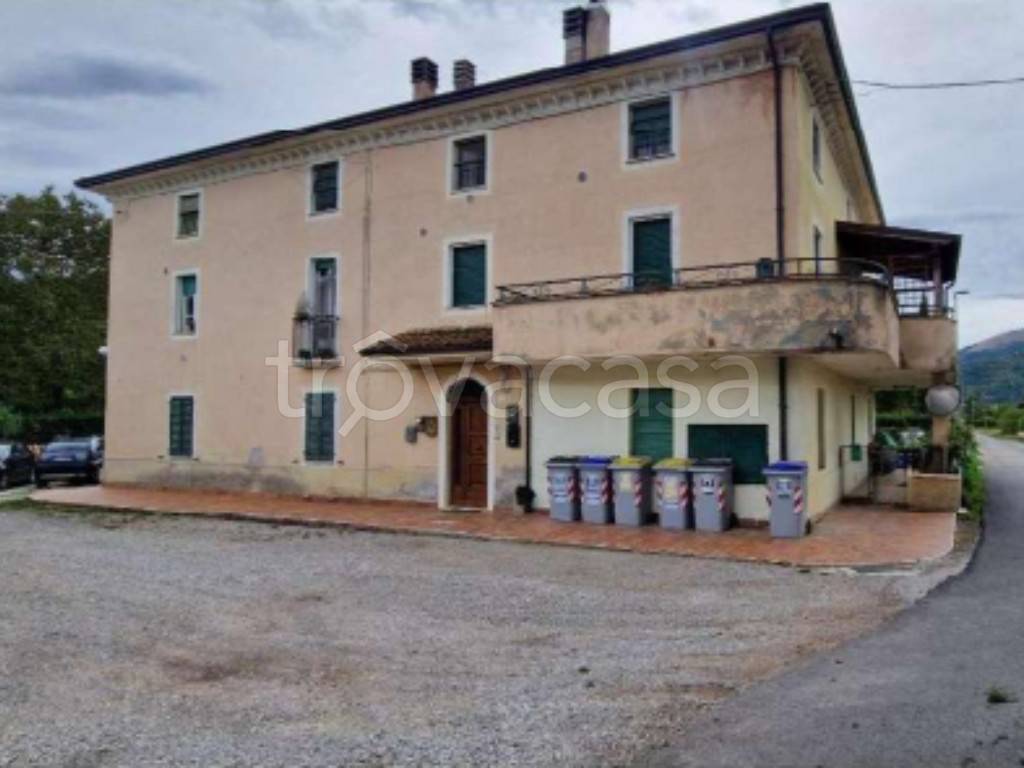 appartamento in vendita a Perugia in zona Casa del Diavolo