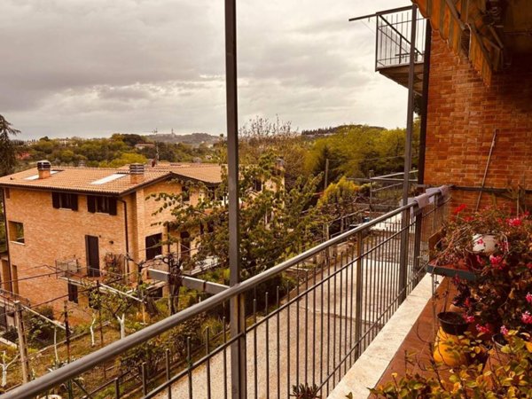 appartamento in vendita a Perugia in zona Collestrada